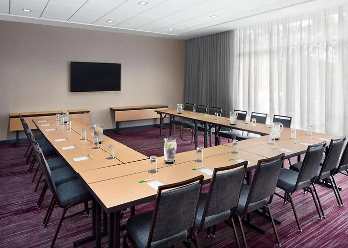 Courtyard By Marriott Albany Troy/Waterfront