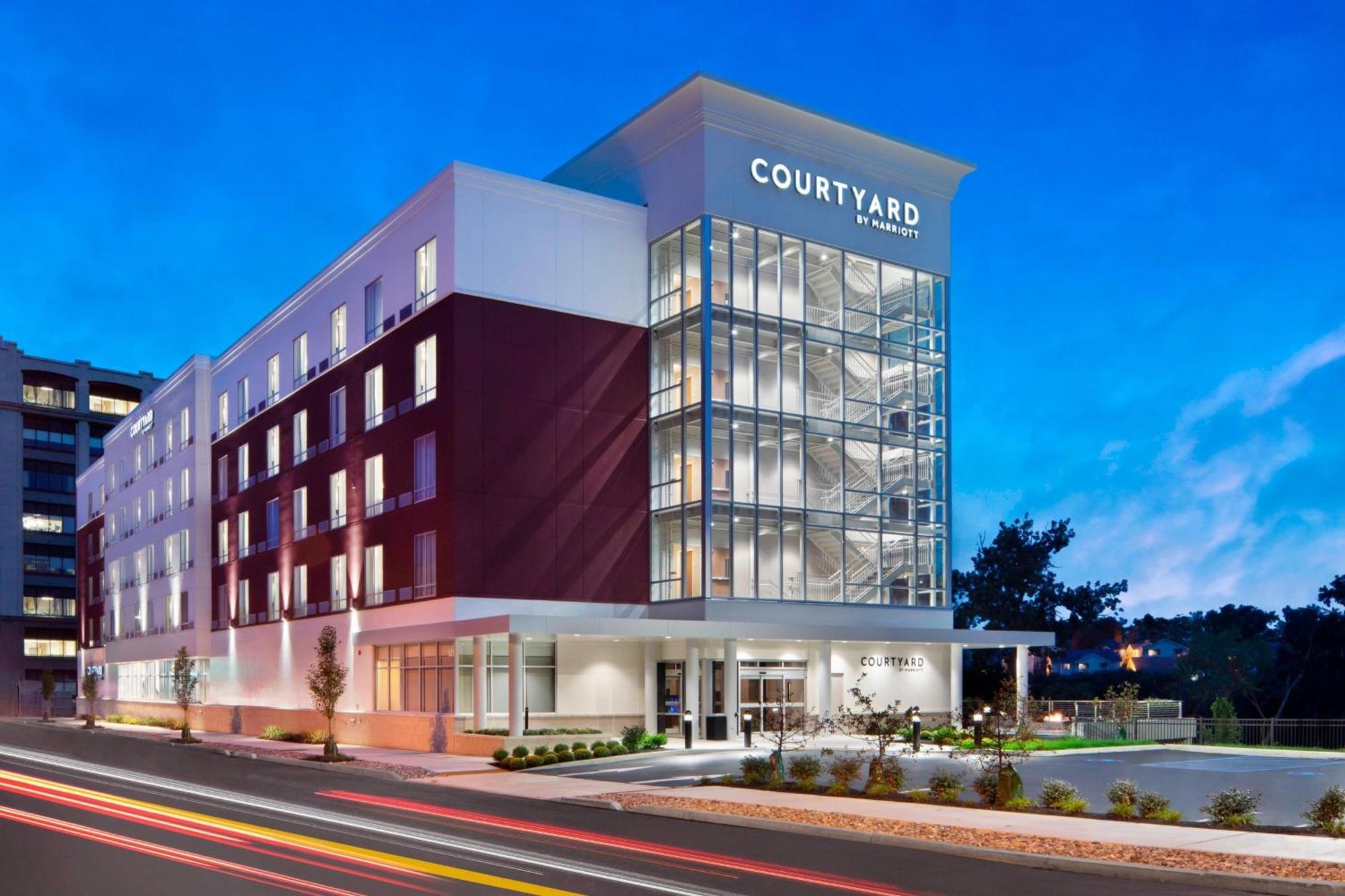 Courtyard By Marriott Albany Troy/waterfront Troy